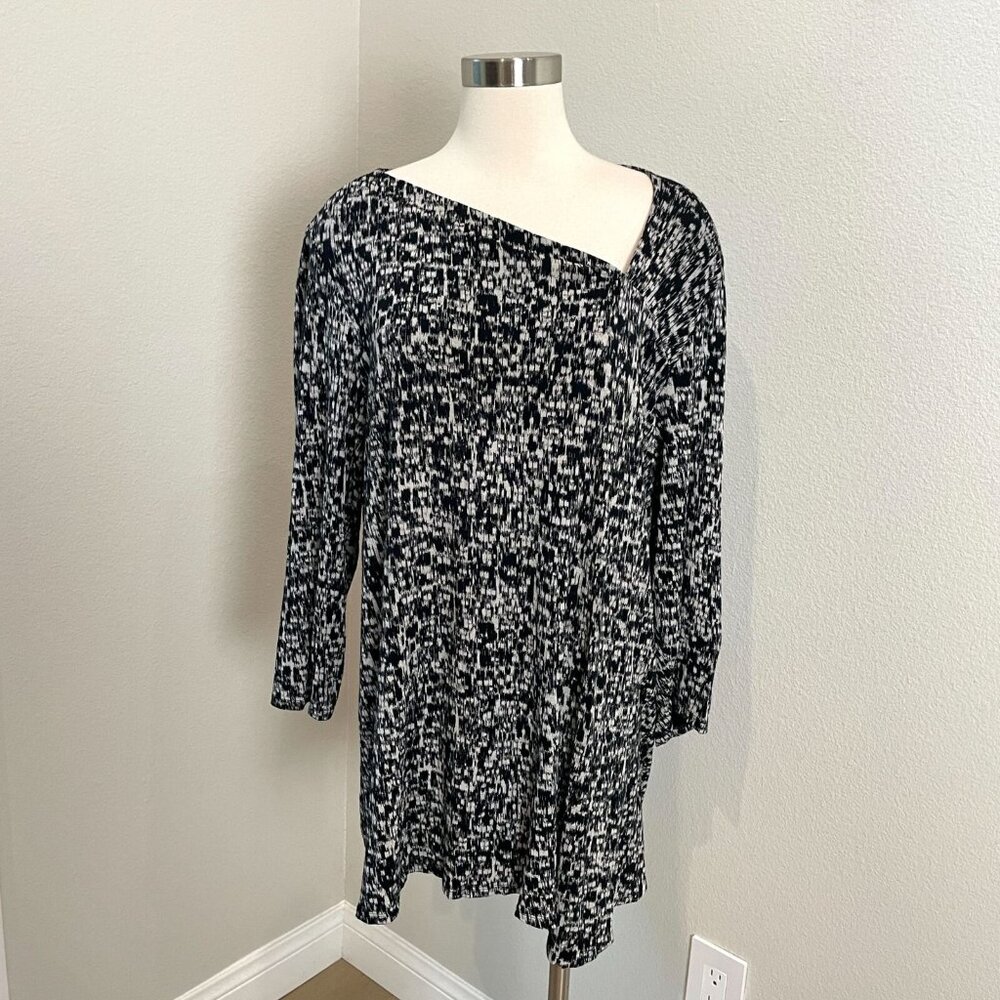 J Jill Wearever Womens XL‎ Printed Tunic Top Asymmetrical Neck Long Sleeve Shirt